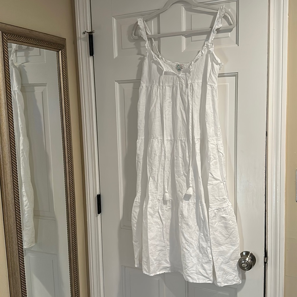 Women’s white beach dress